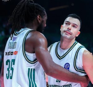 Σλούκας απ’ το μέλλον, Φαρίντ απ’ τα παλιά